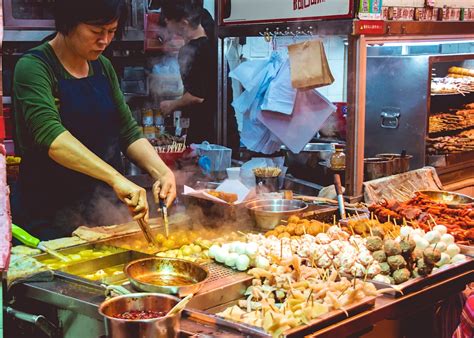 Recommended restaurants: Islam Food: 1 Lung Kong Road, Kowloon City. Chiu Chow Hop Shing Dessert: G/F, 9 Lung Kong Road, Kowloon City. Mini Bangkok Seafood and Grill: Shop 1–3, G/F, The Prince Place, 398 Prince Edward Road West, Kowloon City. How to get there: Take the MTR to Lok Fu Station and then take a short taxi ride.